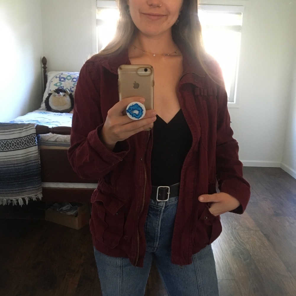 Maroon Cargo Jacket🍓 - Picture 4 of 8